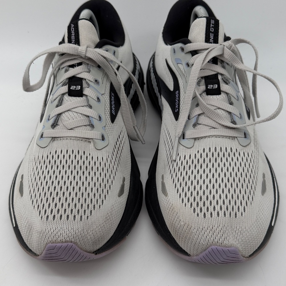 Brooks Adrenaline GTS Men’s Running Shoes in Light Gray and Black - Picture 8 of 16